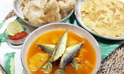 Ikan Masak Asam Rebus (Sour Fish Soup)