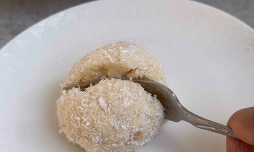 Lemon And Coconut Cheesecake Balls