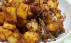 Sambal Ikan Bilis Dengan Kentang & Kacang