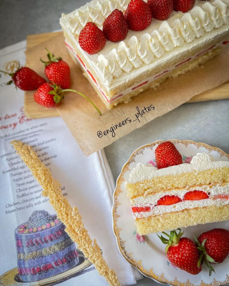 Strawberry Cake