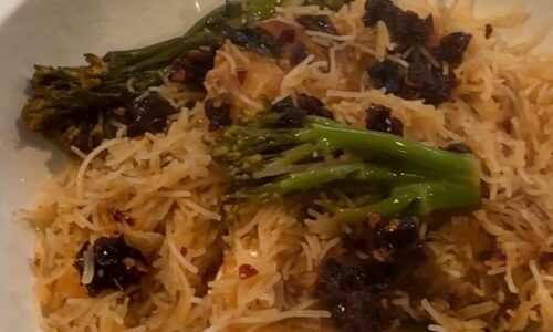 Tamarind Prawns With Crushed Vermicelli