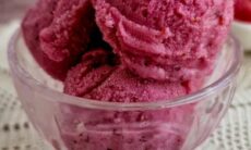 3 Ingredient Yoghurt