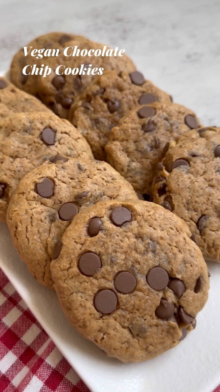 Vegan Chocolate Chips Cookies