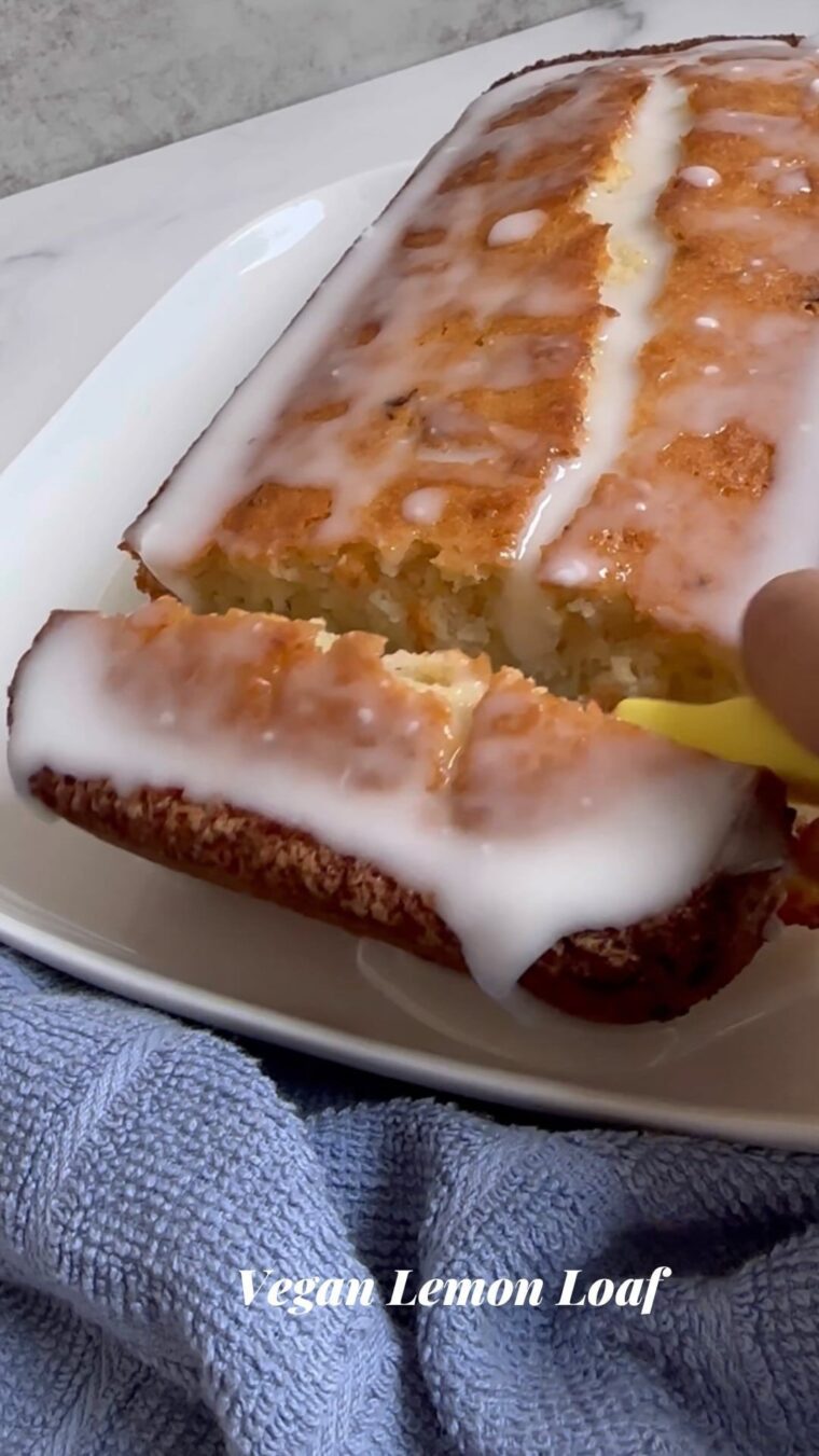 Vegan Lemon Cakes