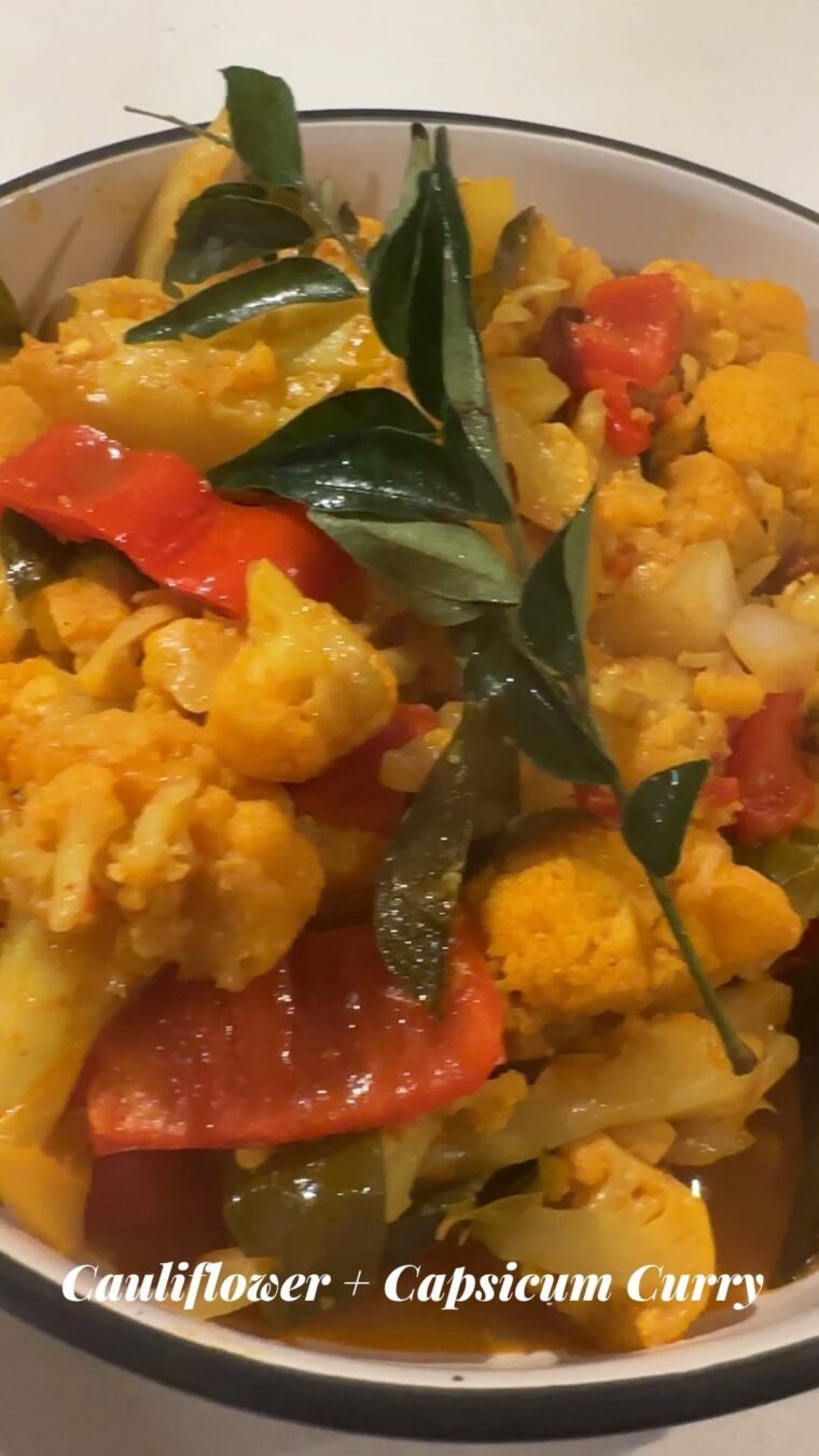 Spicy Cauliflower And Capsicum Curry