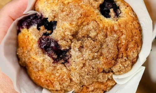 Blueberry Crumble Muffin - Snacks, Appetizers & Desserts dari Flour