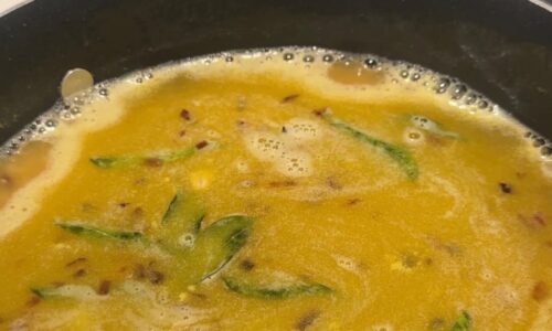 Dal With Garlic Curry Leaves - Main Dishes dari Lentils