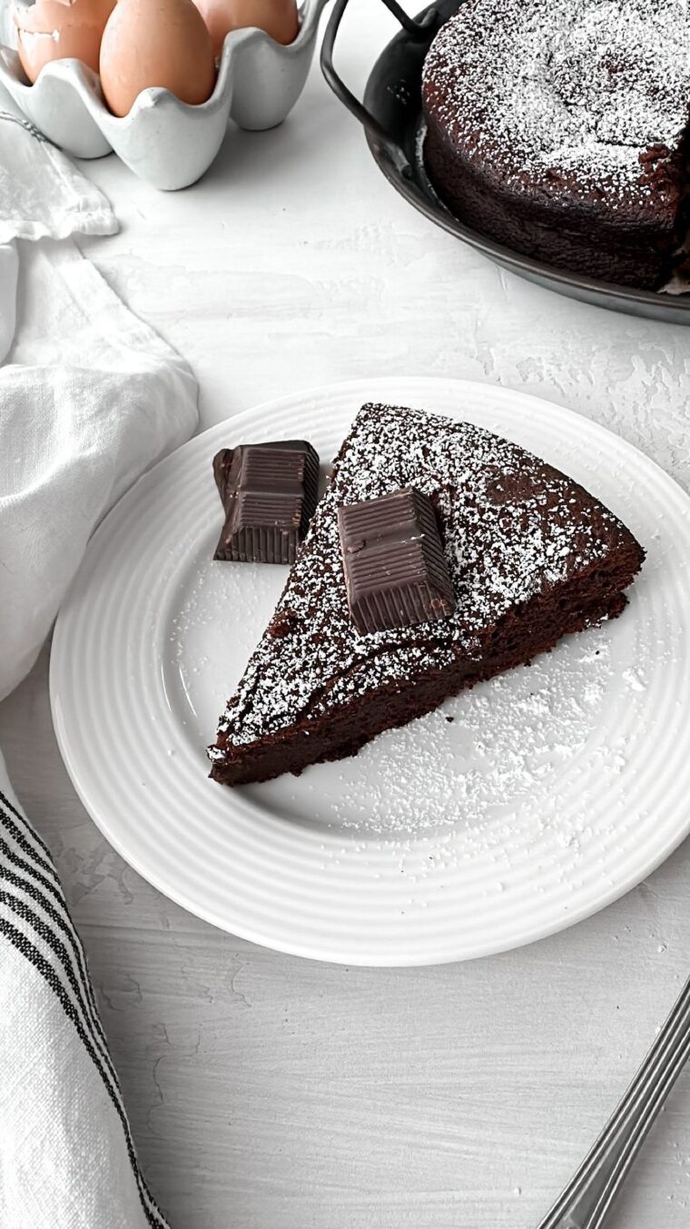 Flourless Chocolate Cake