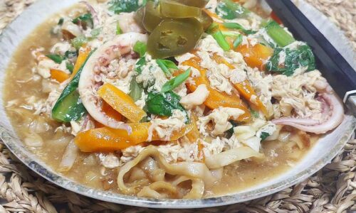 Singapore Seafood Hor Fun - Main Dishes dari Noodles