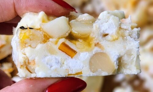Macadamia Meringue Rocky Road - Snacks, Appetizers & Desserts dari Mango