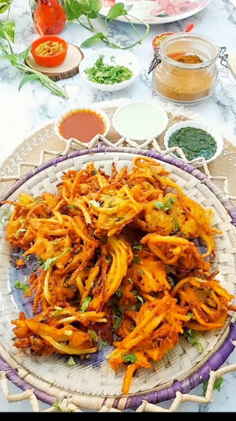 Onion And Potatoes Pakoras Recipe From @kitchen Flavors By Sana 