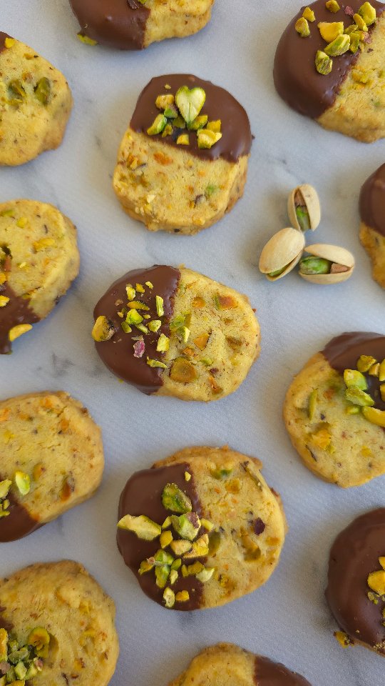 Pistachio Shortbread Cookies