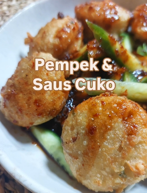 Pempek & Saus Cuko