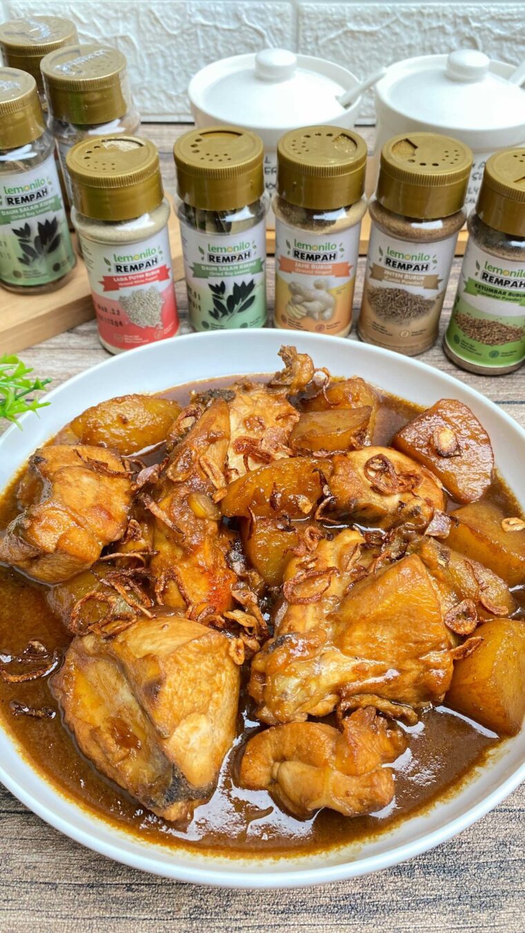 Resep Semur Ayam Dari debbie_ariesthea