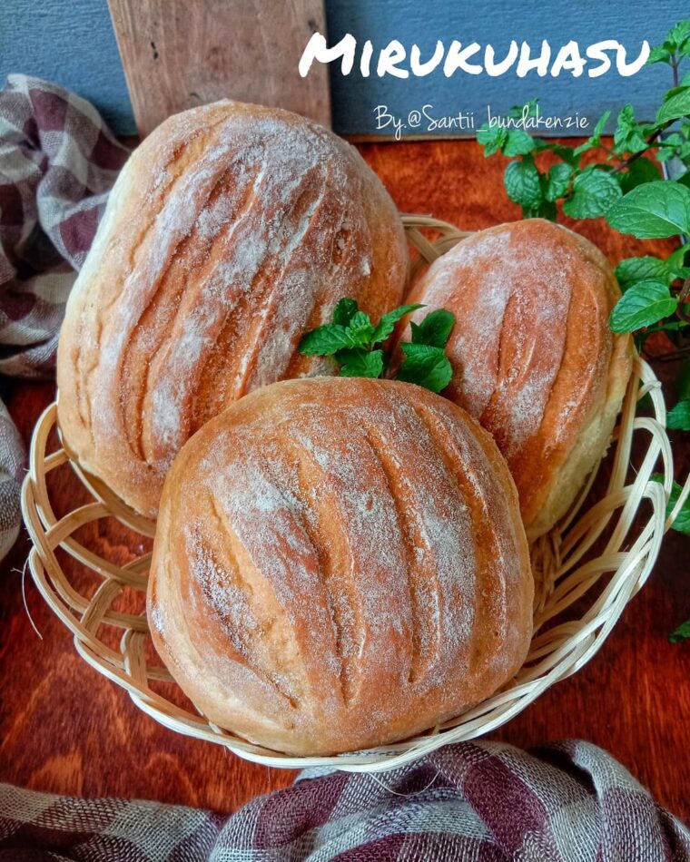 Resep Mirukuhasu/milk Hearth Bread Dari santii_bundakenzie
