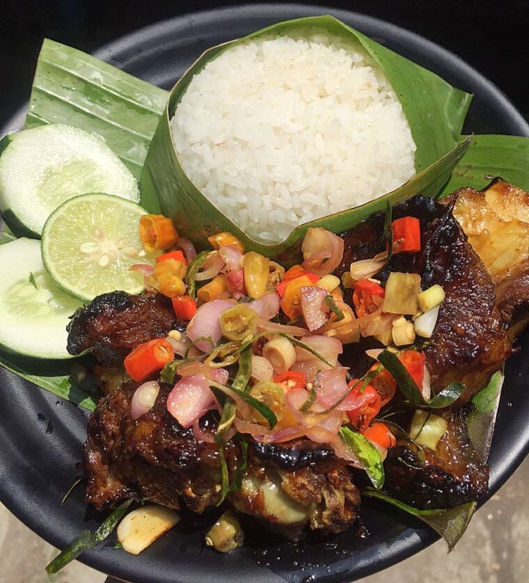 Resep Iga Bakar Sambal Matah Dari norita_foods