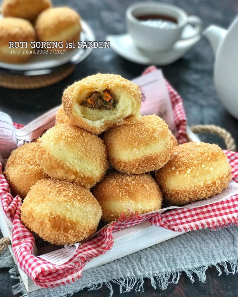 Resep Roti Goreng Isi Sarden Dari trisulistijani.2908