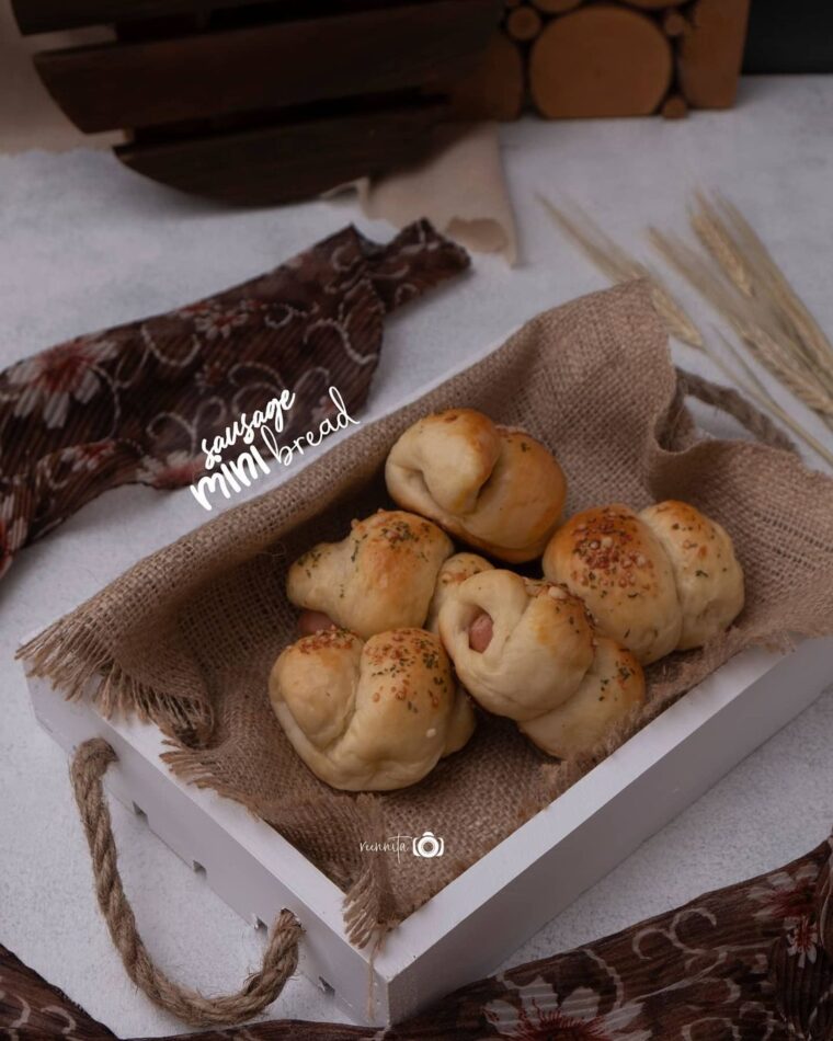 Resep Mini Sausage Bread Dari dapurbundaaleena