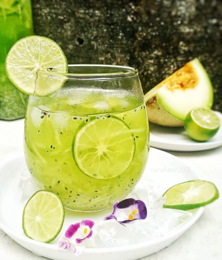 Resep Es Melon Selasih Dari nana_hanif7