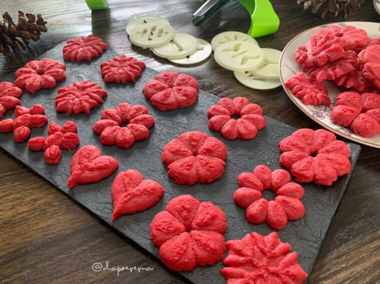 Resep Velvet Cookies Choco Stick Dari dapoererna