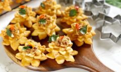 Resep Pastel Bunga Abon Pedas Dari dapoererna