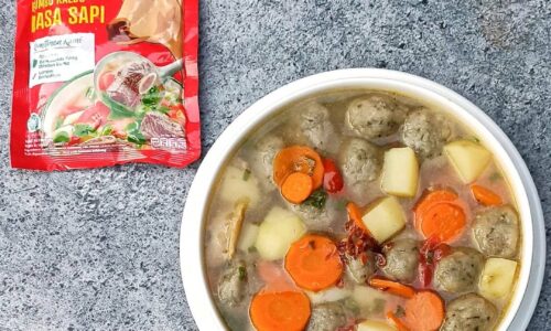 Sop Bakso Bayam