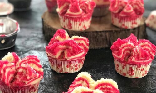 Bolu Kukus Mekar Merah Putih