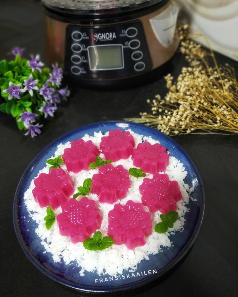 Resep Kue Lumpang Buah Naga Dari fransiskaailen