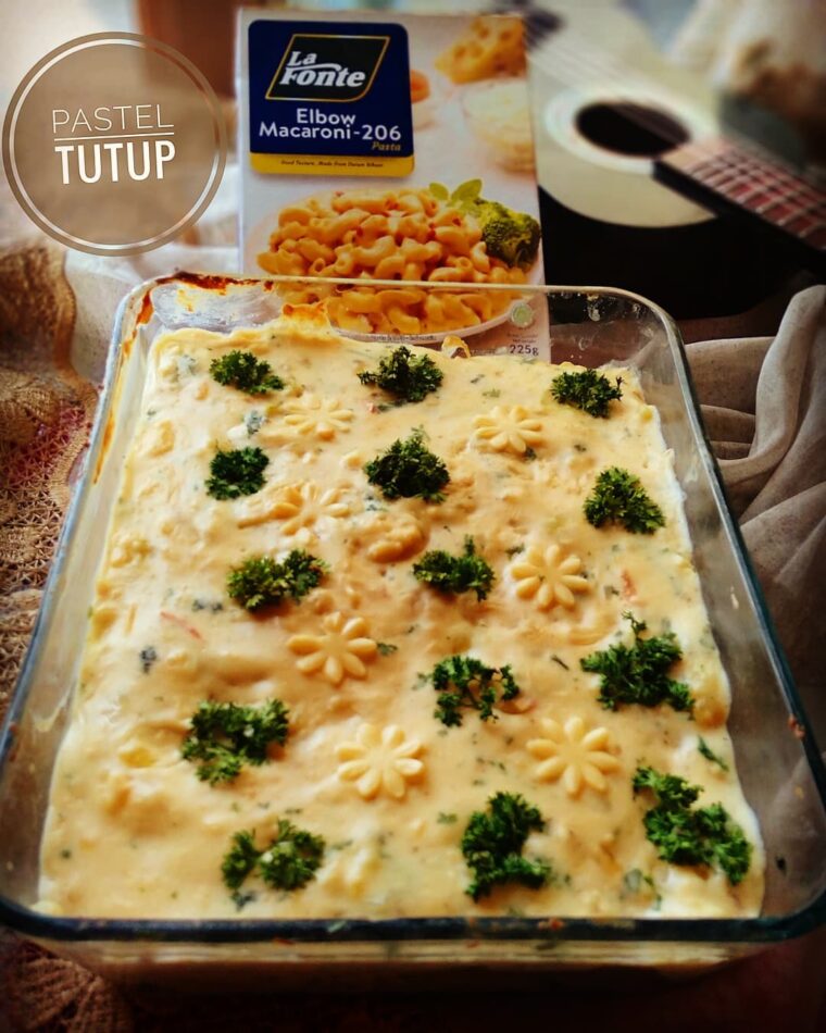 Resep Pastel Tutup Dari mabela_cooking_club