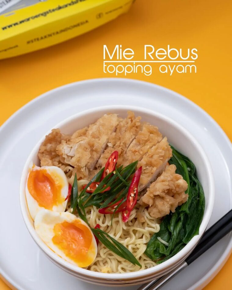 Resep Mie Rebus Topping Ayam Dari dapurbundaaleena