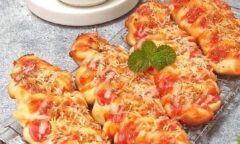 Resep Caterpillar Bread Dari dhiahoddie