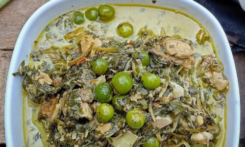 Jantung Pisang, Daun Singkong Masak Santan - Masakan dari Jantung Pisang