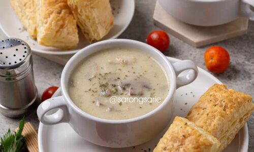 Cream Soup With Puff Pastry - Masakan dari Jamur Kancing