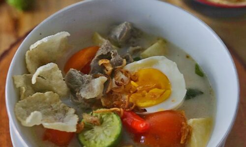 Soto Betawi - Masakan dari Cabai, Kentang, dan Telur