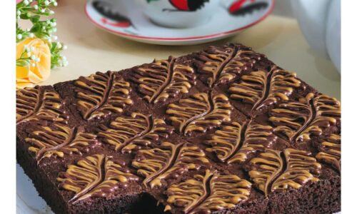 Kladdkaka ( Swedish Chocolate Cake )