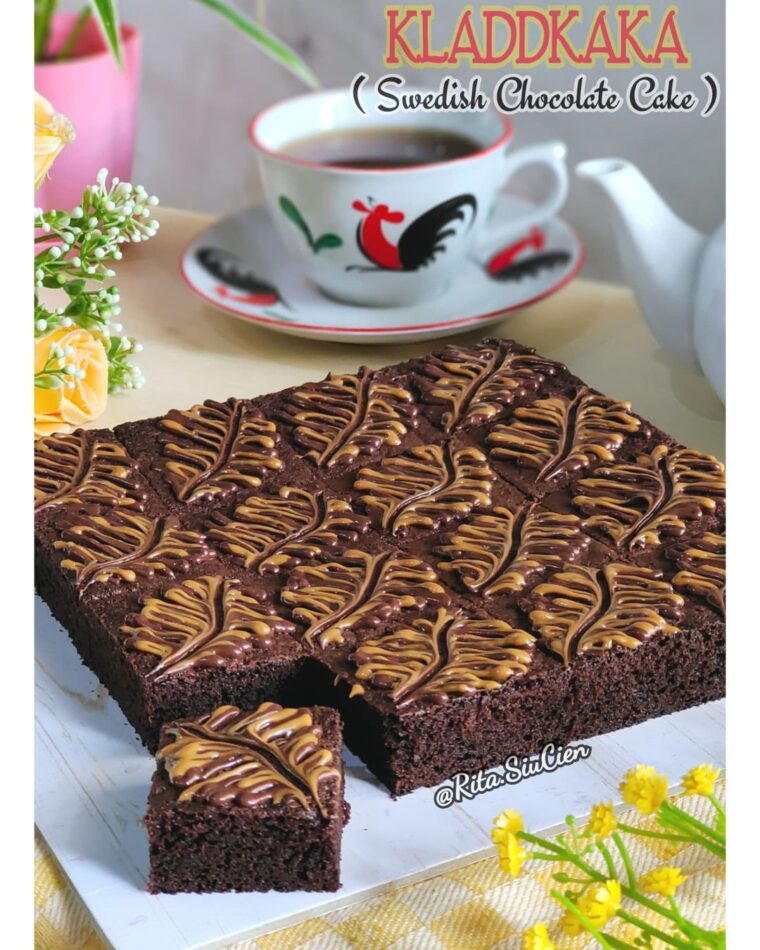Resep Kladdkaka ( Swedish Chocolate Cake ) Dari rita_siucien