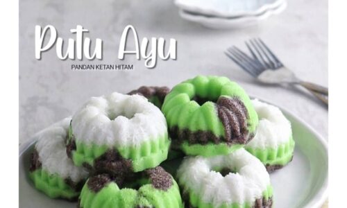 Putu Ayu Pandan Ketan Hitam