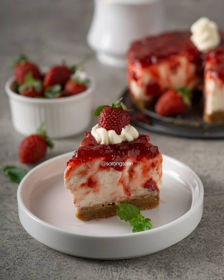 Resep Strawberry Cheesecake Dari sarongsarie