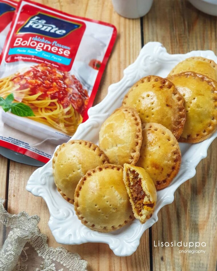 Resep Mini Pie Chicken Saus Bolognese Dari lisasiduppa_