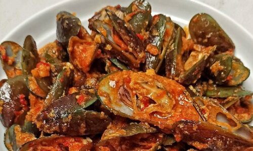 Kerang Hijau Saus Padang