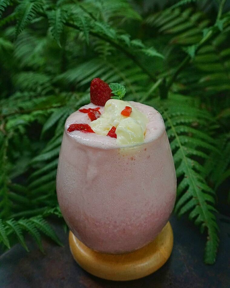 Resep Cheesecake Strawberry Milk Dari norita_foods