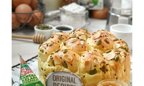 Roti Santan Sarang Lebah Dengan Butterscotch Sauce - Kue dari Gula Merah dan Labu