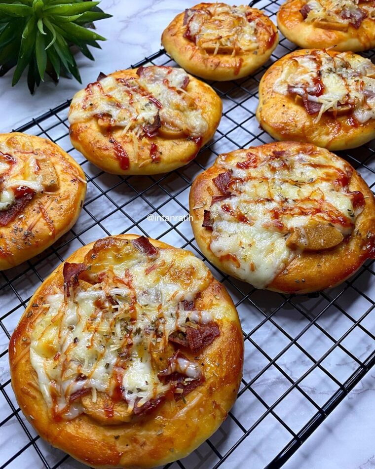 Resep Pizza Mini Dari intanratih_
