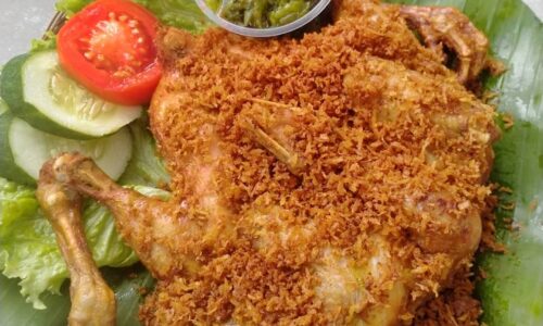 Ayam Goreng Serundeng
