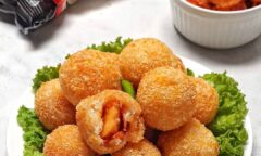 Resep Bola Bola Singkong Isi Bakso Ikan Pedas Dari dhiahoddie
