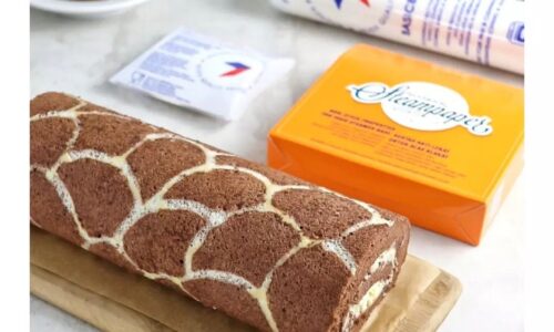 Giraffe Patern Swiss Roll Cake