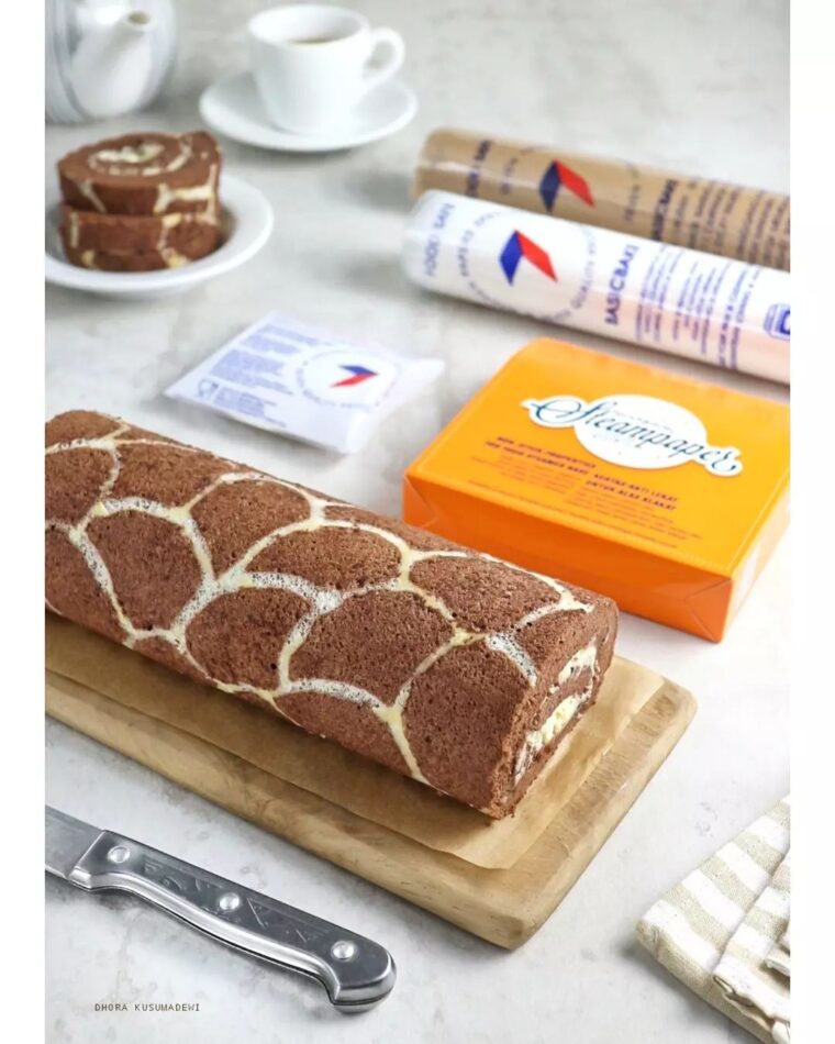 Resep Giraffe Patern Swiss Roll Cake Dari dhora_kusumadewi