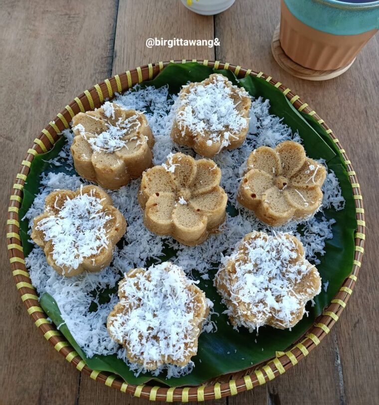 Resep Kue Apem Gula Merah Dari birgittawang_