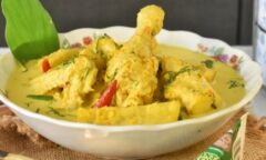 Resep Ayam Masak Lemak Cili Api Dari jeehan_kitchen