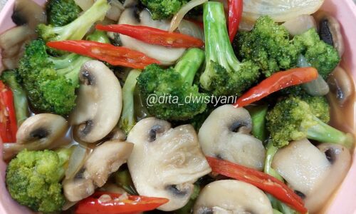 Cah Jamur Kancing Brokoli